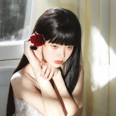 葛洛莉亚·贝尔